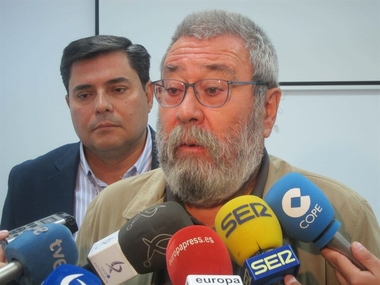 Méndez (UGT) señala que los PGE son 'una tirita' que no va a detener 'la hemorragia' de las desigualdades o el paro