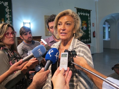 La delegada del Gobierno confirma la presencia de la Reina en Extremadura el próximo día 1 de octubre