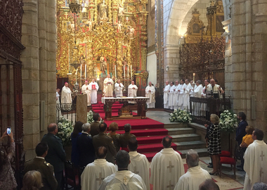 Monseñor Celso Morga ya tiene su ''Palio Arzobispal''