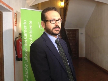 La industria cementera evitó la emisión de 800.000 toneladas de CO2 en 2013 