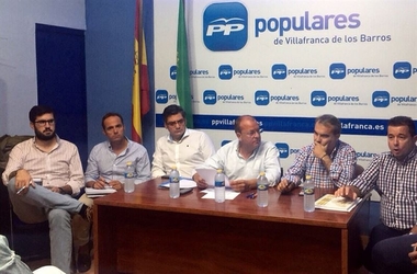 Monago reivindica al PP como 'garantía' de que las cosas 'vayan mejor en España'
