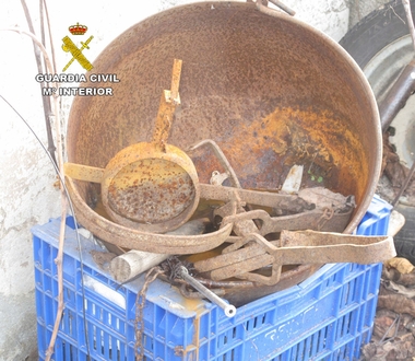 Descubren al furtivo que colocó 22 cepos-trampa para cazar pájaros en una explotación de Jaraíz de la Vera