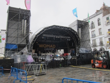 El festival Womad de Cáceres desafía a la lluvia y confía en no suspender ninguna de las 56 actividades previstas