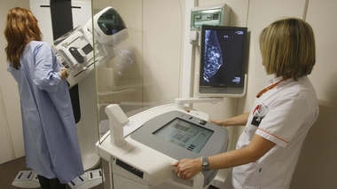 Unas 7.500 extremeñas se someterán a mamografías en junio dentro del Programa de Detección Precoz del Cáncer de Mama