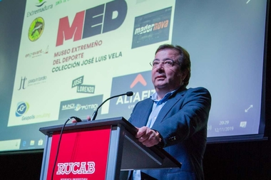 Fernández Vara defiende el trabajo conjunto de las administraciones y el Museo Extremeño del Deporte
