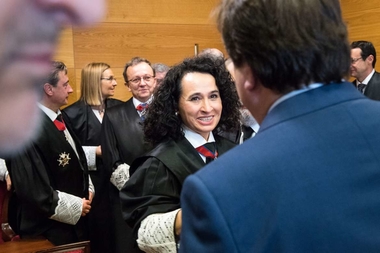 Fernández Vara asiste a la toma de posesión de María Félix Tena como presidenta del Tribunal Superior de Justicia de Extremadura