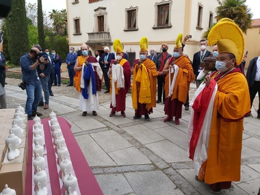 Cáceres y Lumbini, ciudad donde nació Buda, ya son hermanas y comparten tierras sagradas