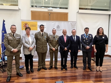 La Delegación del Gobierno entrega las medallas al Mérito Civil